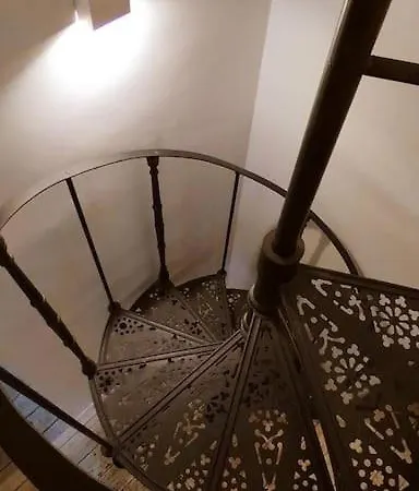 Meraviglioso Elegante Centro Rom