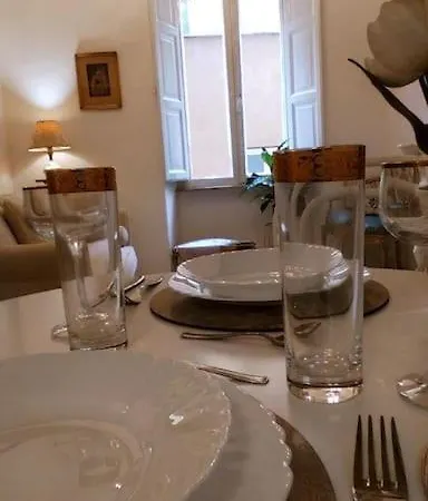 Meraviglioso Elegante Centro Apartment
